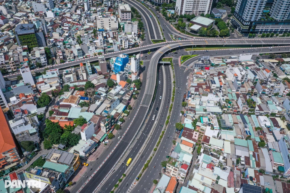 Thị trường bất động sản TPHCM và khu vực lân cận ra sao trong năm nay?